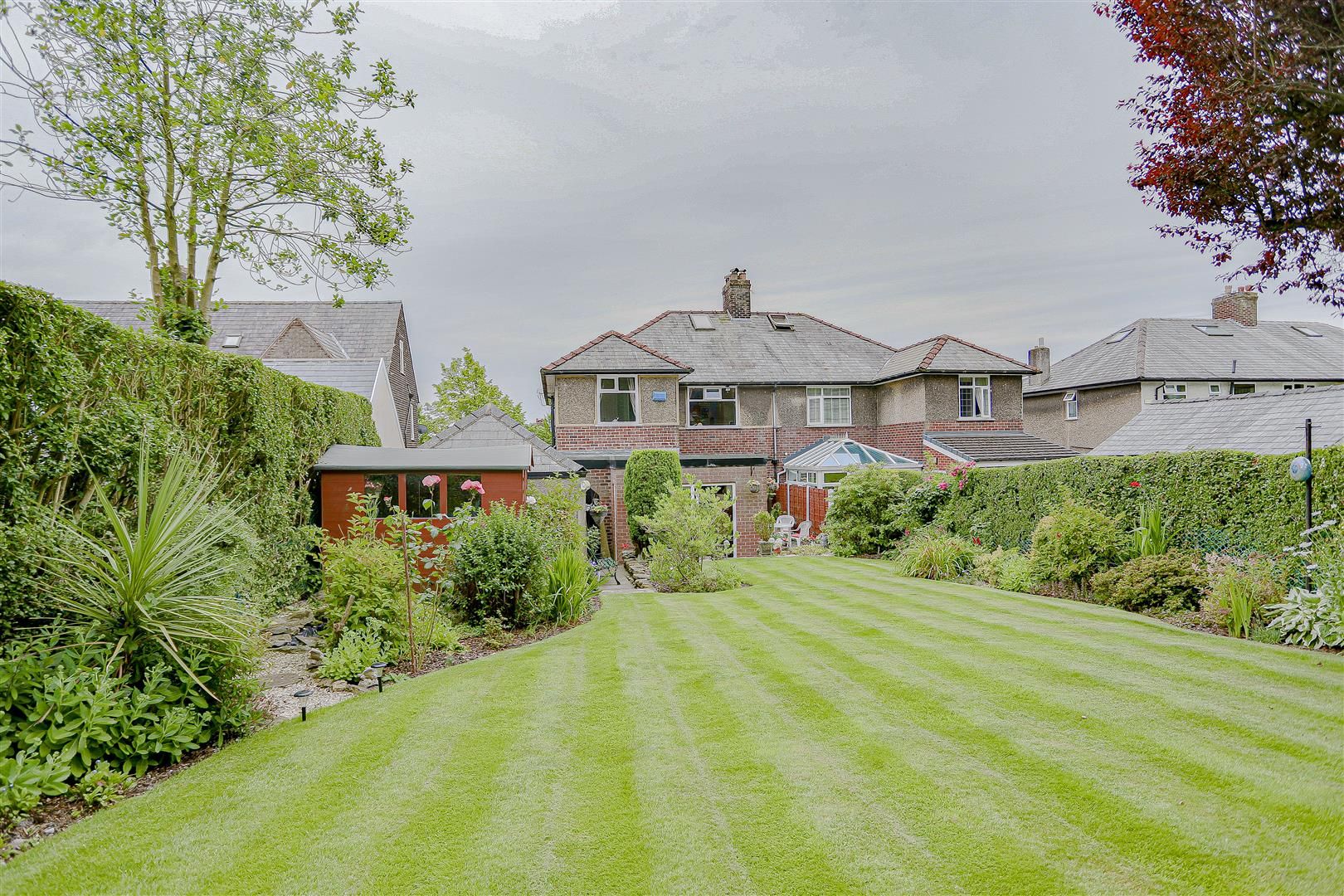 4 bed semidetached house for sale in Billinge Avenue, Blackburn BB2