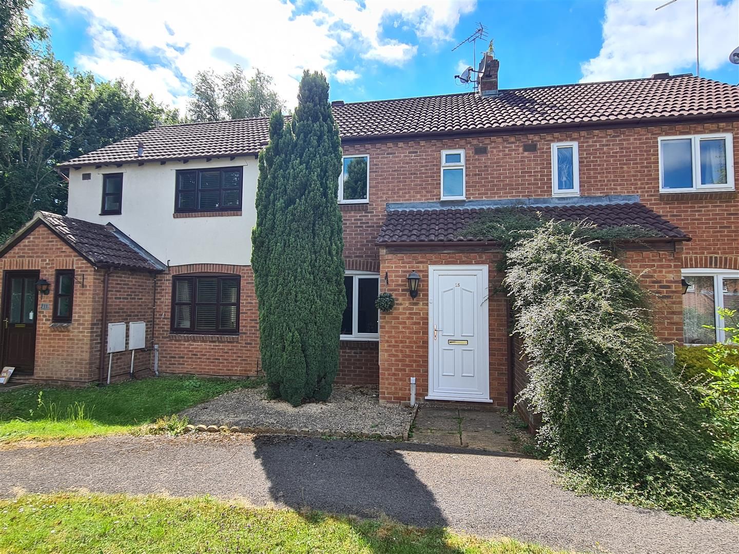 2 bed terraced house for sale in Warwick Close, Chippenham SN14 Zoopla