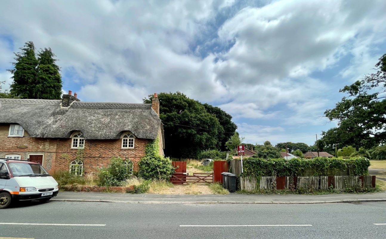 Land for sale in 119 East Howe Lane, Bournemouth, Dorset BH10 Zoopla