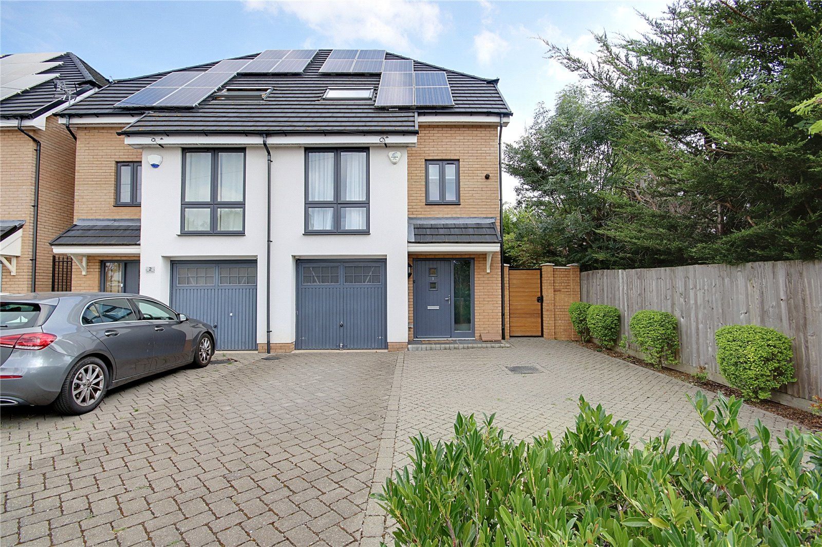 4 bed semidetached house for sale in College Gardens, London E4 Zoopla