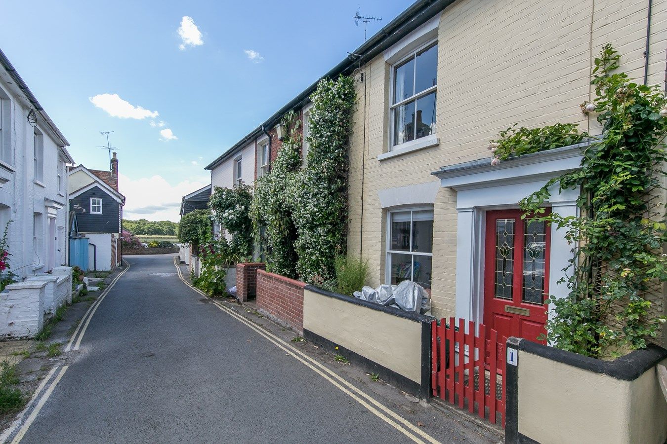 2 bed end terrace house for sale in Quay Street, Wivenhoe, Colchester