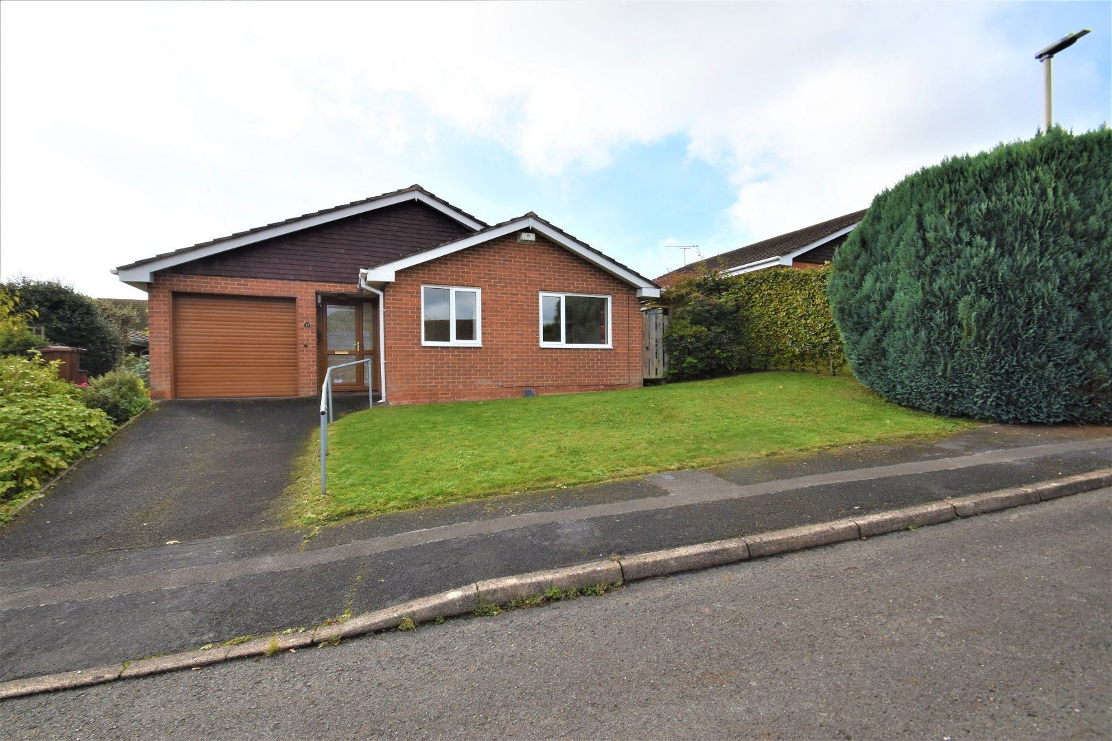 3 bed bungalow for sale in Westcott Road, Tiverton, Devon EX16 Zoopla