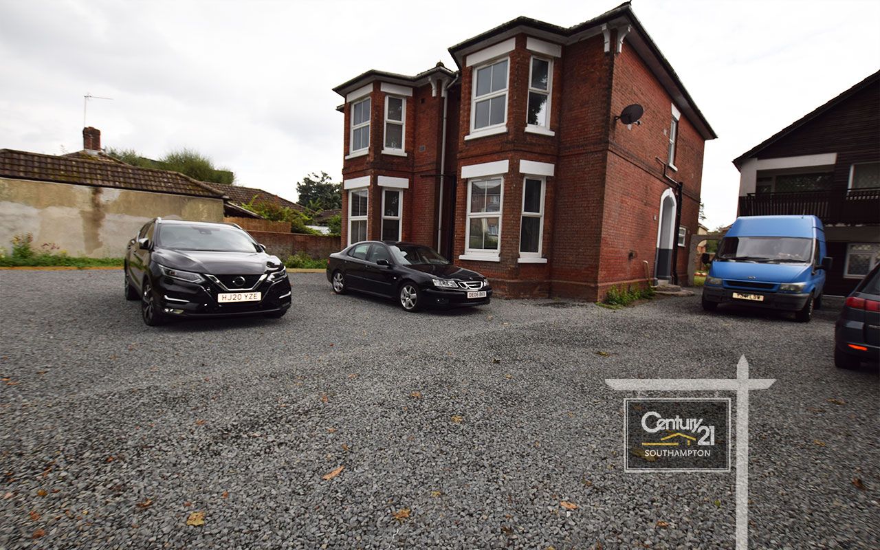 Studio to rent in Ref R157342, Regents Park, Regents Park Road