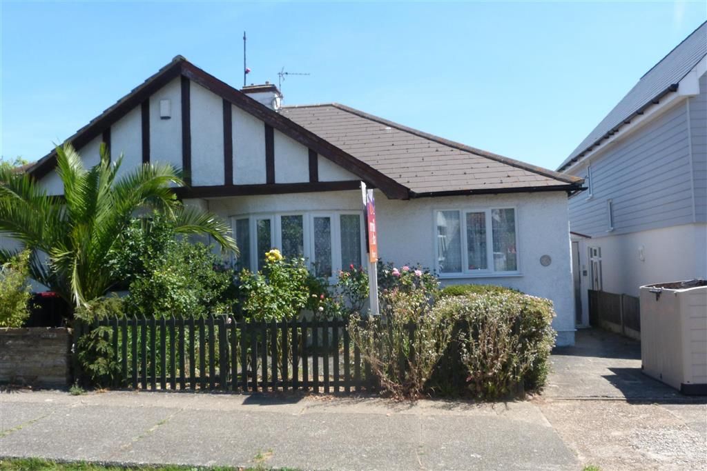 2 bed semidetached bungalow for sale in Graystone Road, Whitstable
