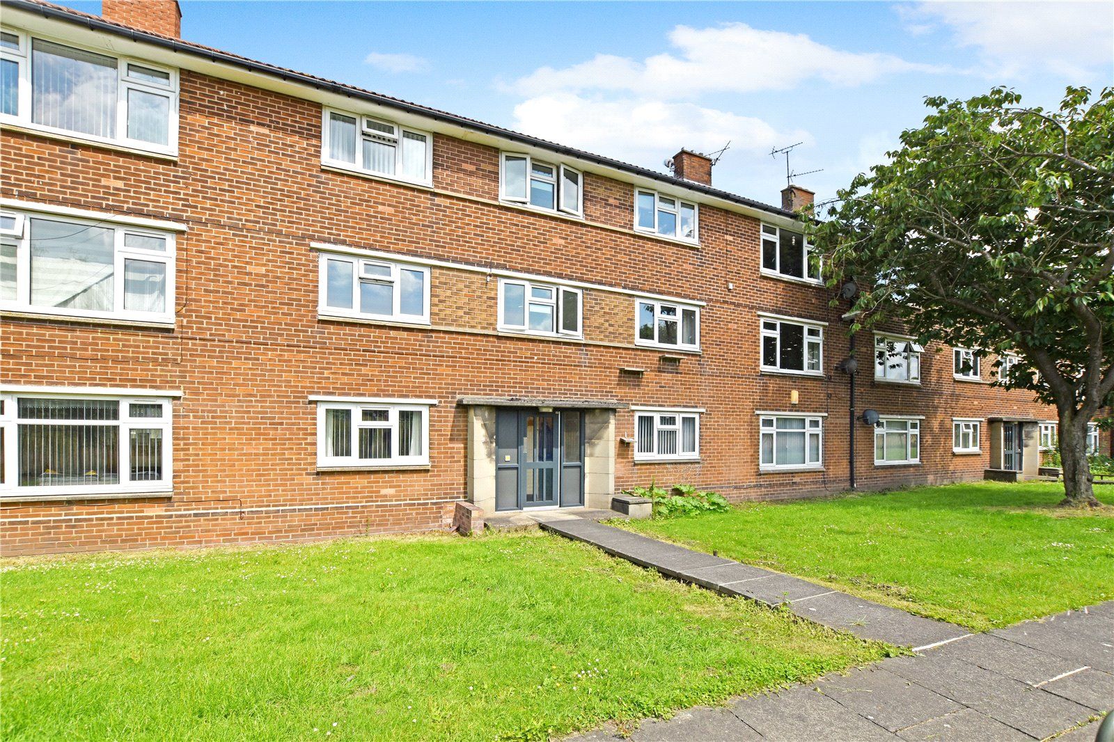 Elmfield Court, Morley, Leeds LS27