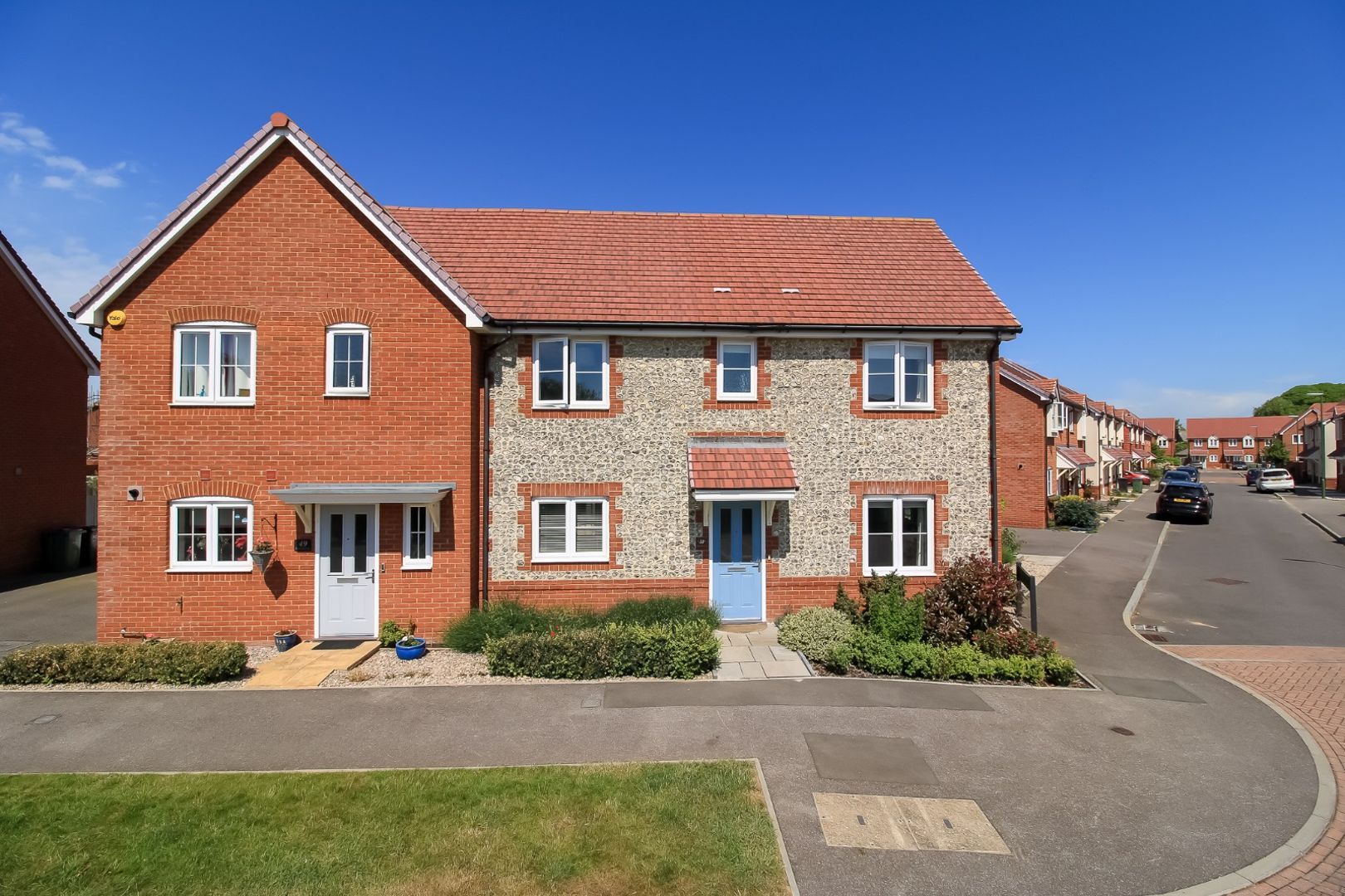 3 bed semidetached house for sale in Henry Lock Way, Littlehampton