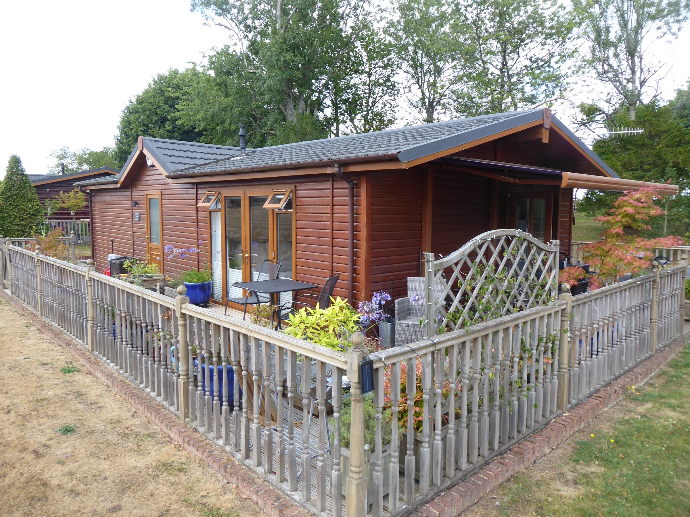 2 bed mobile/park home for sale in Betchworth Fort Park, Fort Road