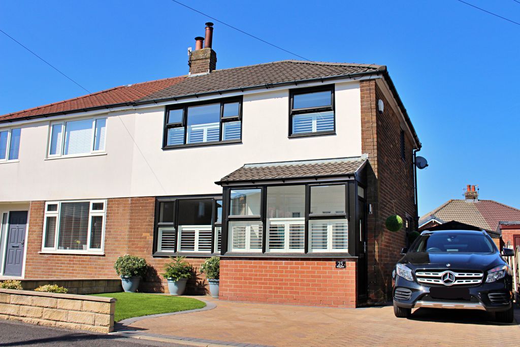 3 bed semidetached house for sale in Rydal Road, Haslingden