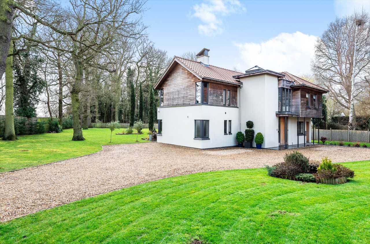 5 bed detached house for sale in Bedford Road, Cople, Bedford MK44 Zoopla