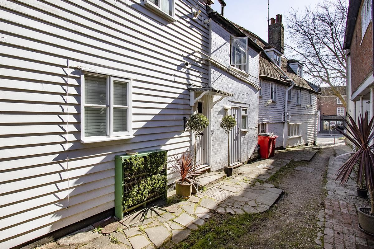 2 bed flat for sale in Flat 2, 12 High Street, Tenterden, Kent TN30