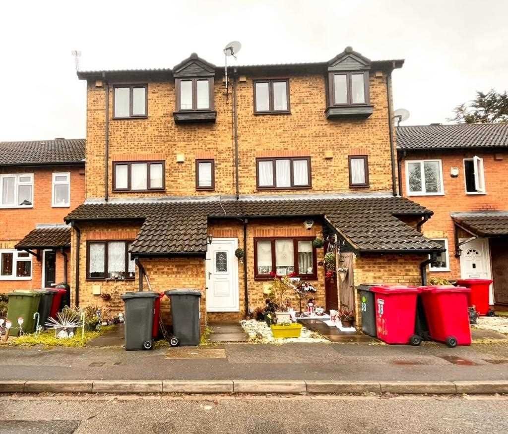 3 bed for sale in Haig Drive, Cippenham, Slough SL1 Zoopla