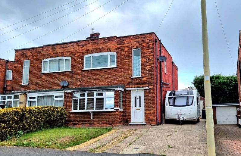 3 bed semidetached house for sale in Endcliffe Avenue, Bottesford