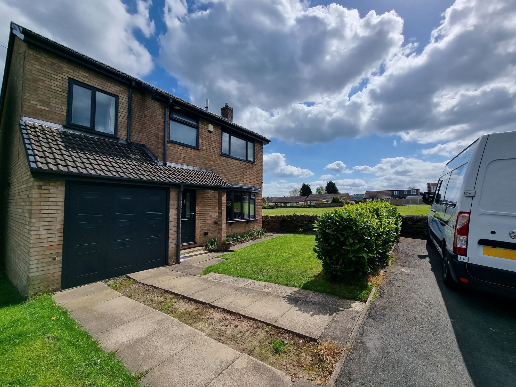 4 bed detached house for sale in Thorpes Avenue, Denby Dale