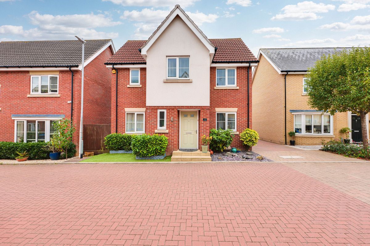 4 bed detached house for sale in Scholars Crescent, Basildon SS15 Zoopla