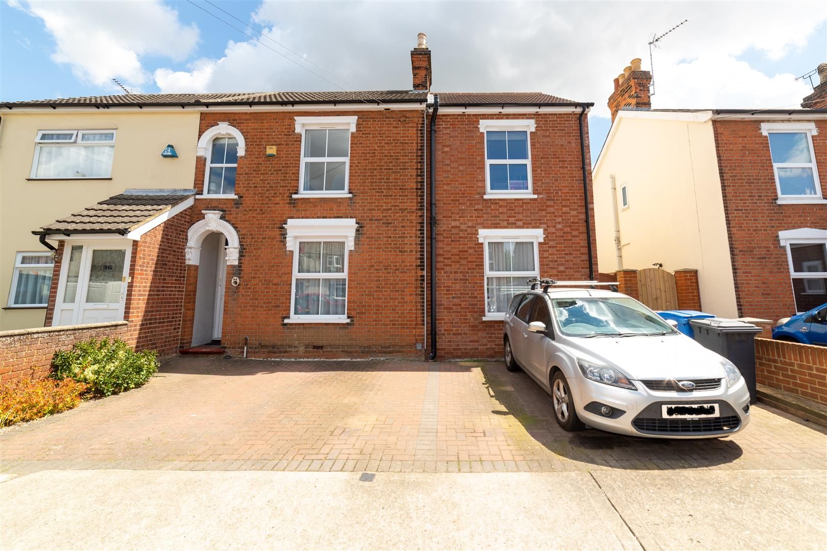 4 bed semidetached house for sale in York Road, Ipswich IP3 Zoopla