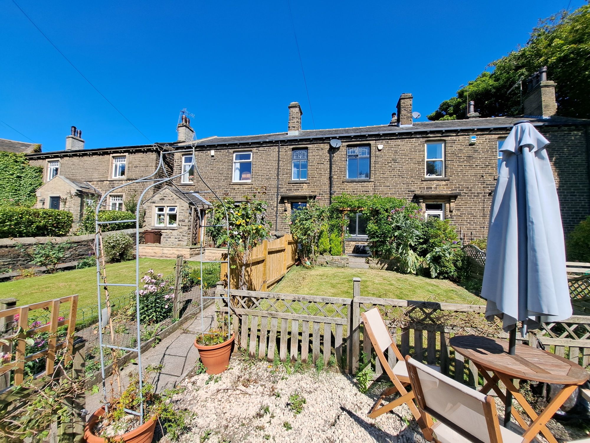 3 bed terraced house for sale in Crooke Lane, Wilsden BD15 Zoopla