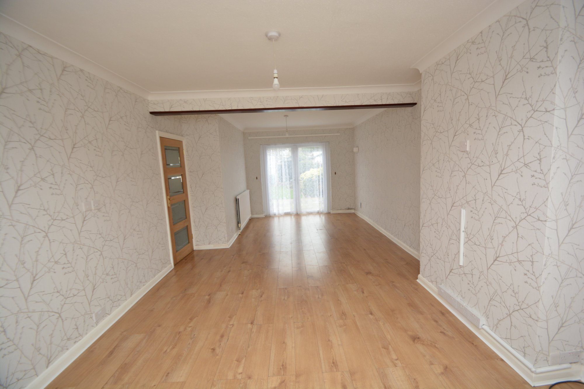 3 bed end terrace house to rent in Whitton Avenue West, Northolt UB5