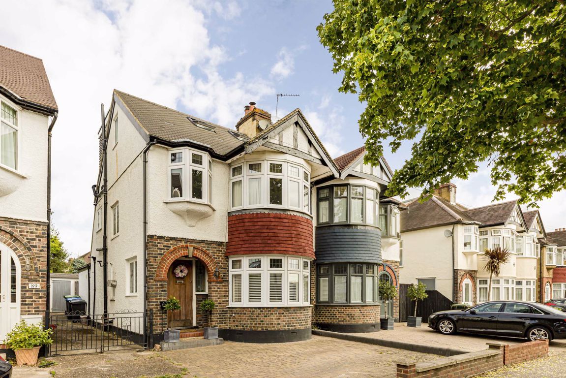 4 bed semidetached house for sale in Alexandra Drive, Berrylands