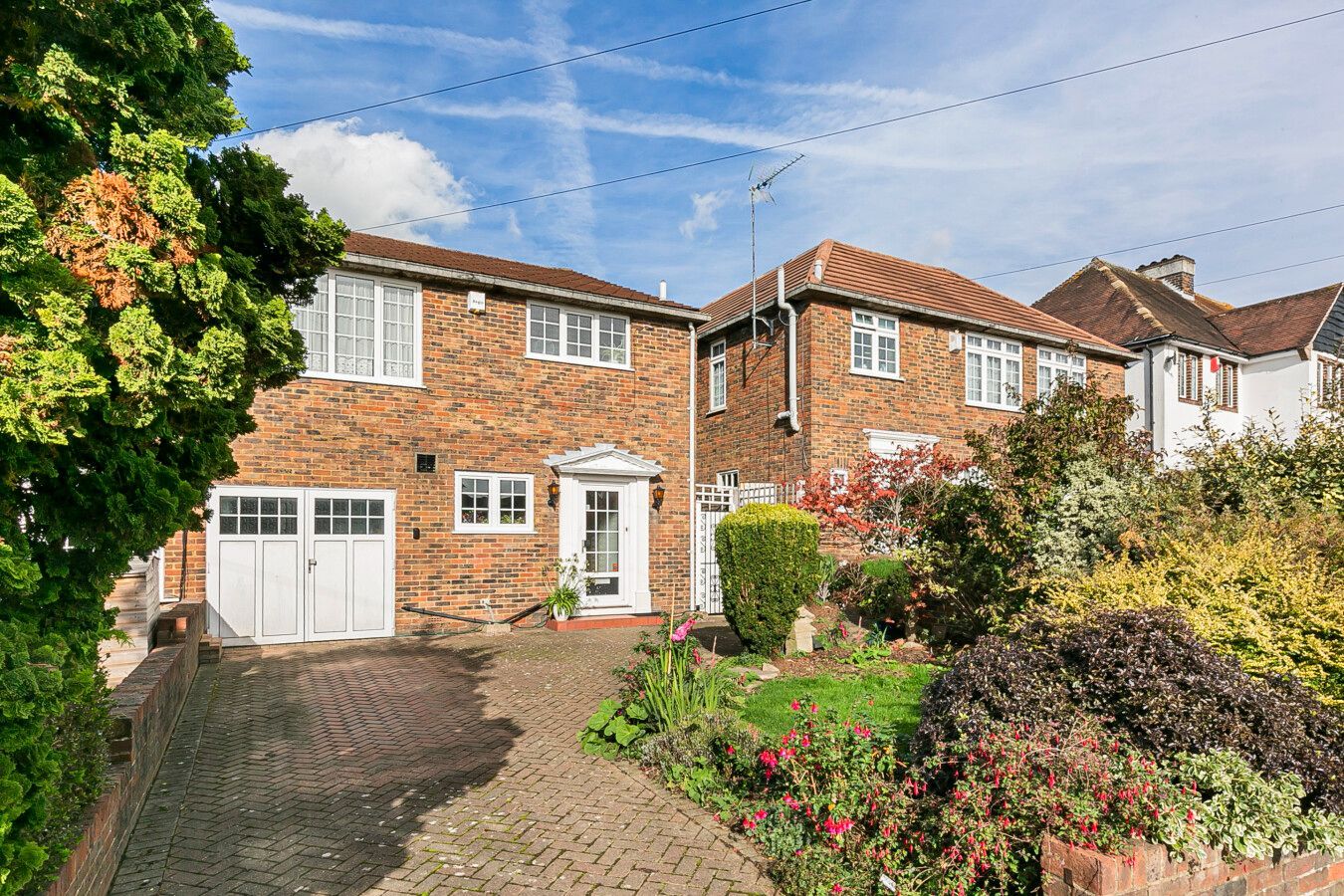 3 bed semidetached house for sale in Mount Pleasant, Cockfosters