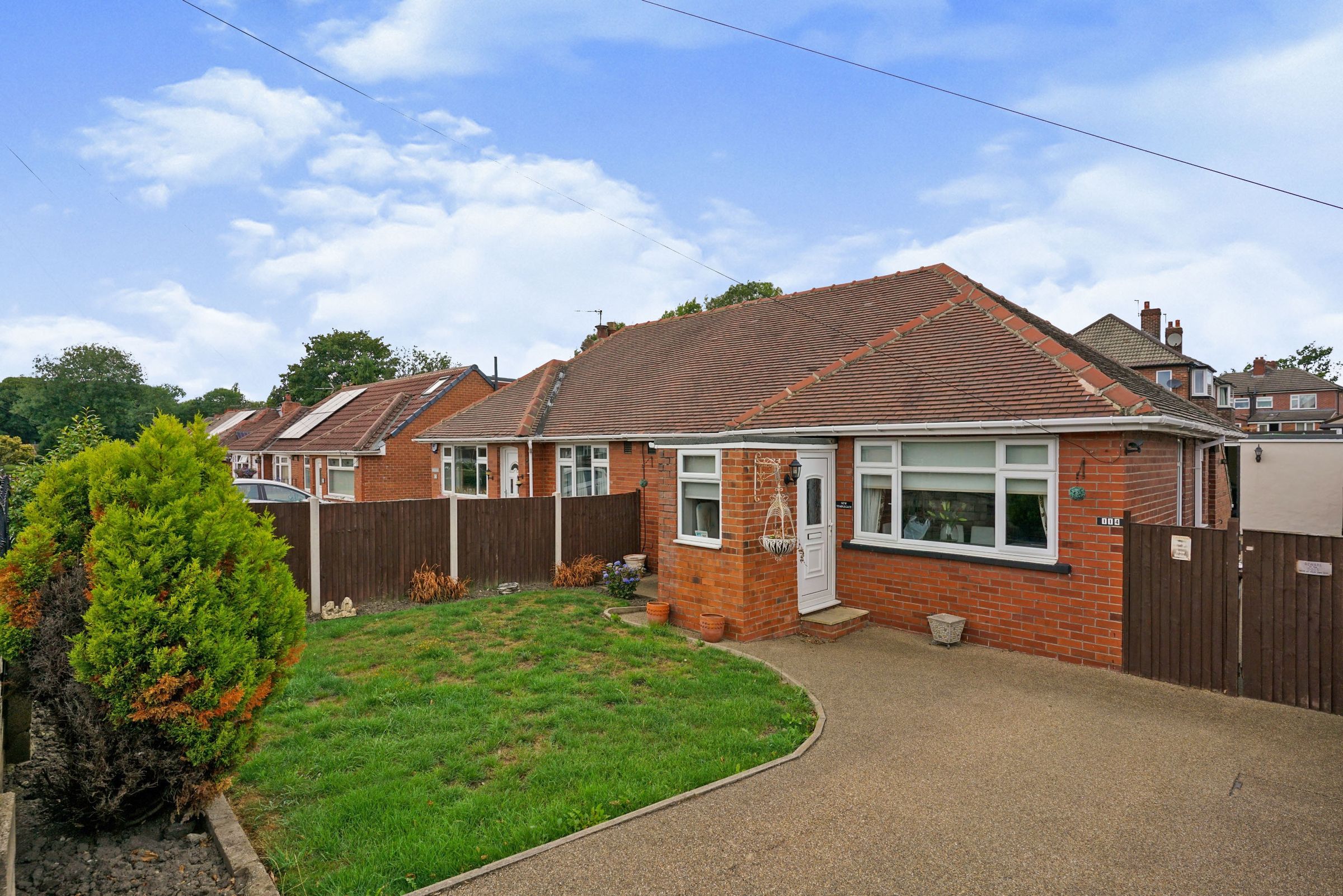 2 bed bungalow for sale in New Templegate, Leeds, West Yorkshire LS15