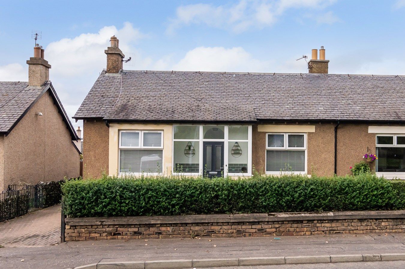 4 bed bungalow for sale in Abbey Grange, Newtongrange, Dalkeith EH22