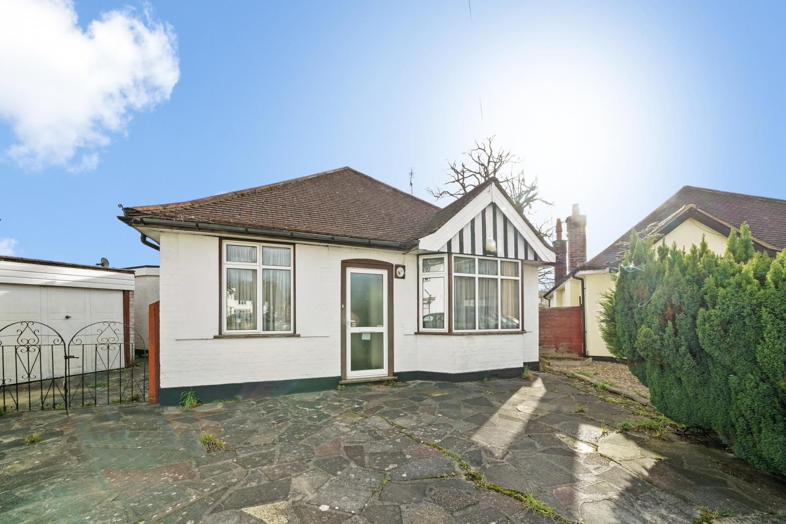 2 bed detached bungalow for sale in Elmbridge Drive, Ruislip HA4 Zoopla
