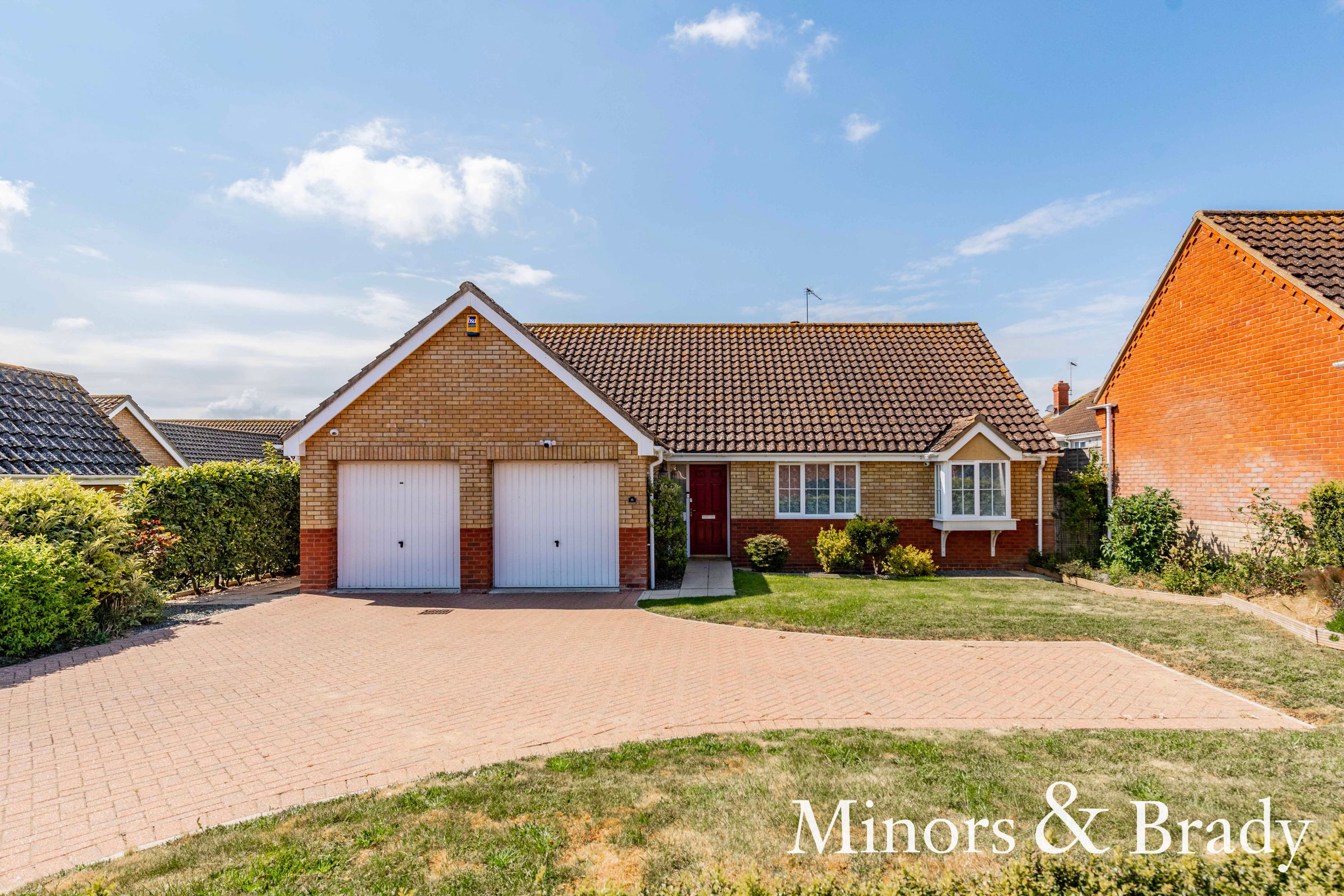 3 bed detached bungalow for sale in Fordson Way, Carlton Colville