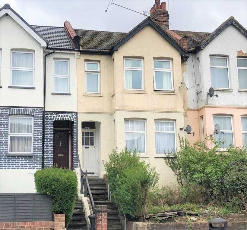 3 bed for sale in West Hendon Broadway, London NW9 Zoopla