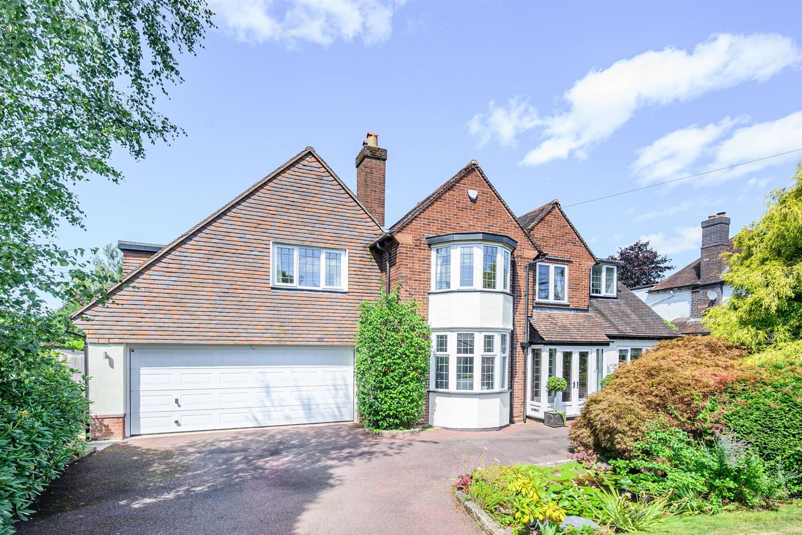 5 bed detached house for sale in Edge Hill Road, Sutton Coldfield, West