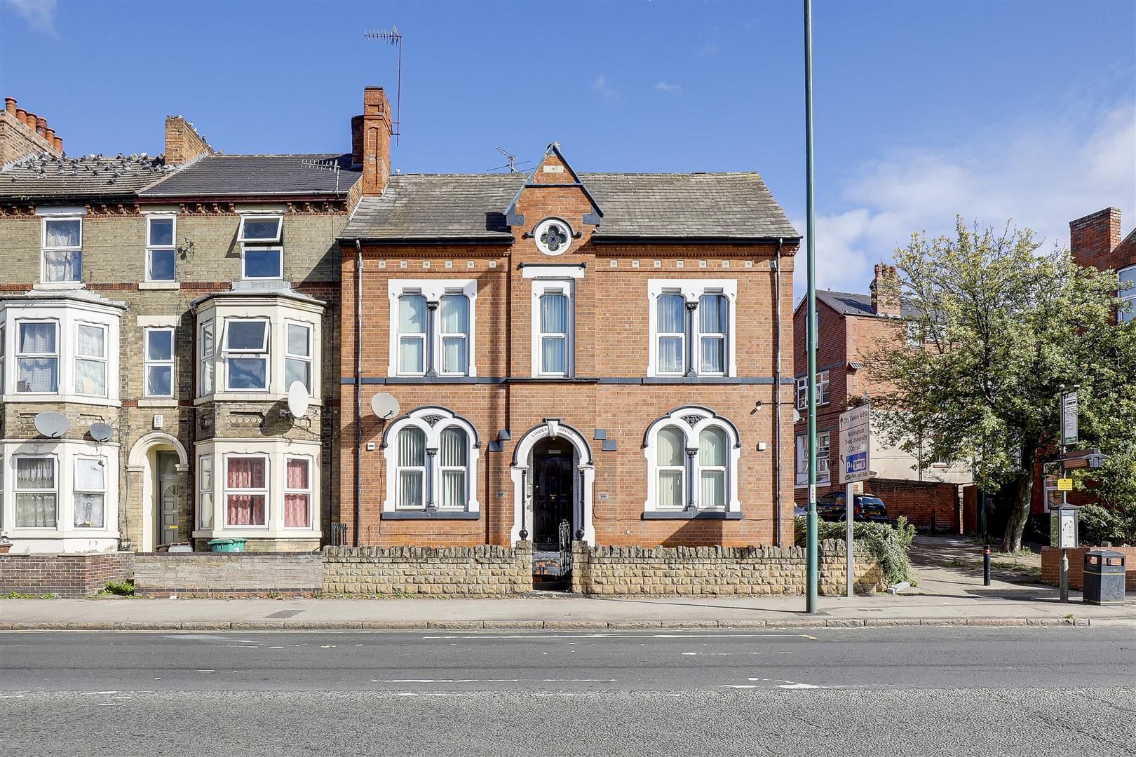 5 bed semidetached house for sale in Alfreton Road, Bobbers Mill