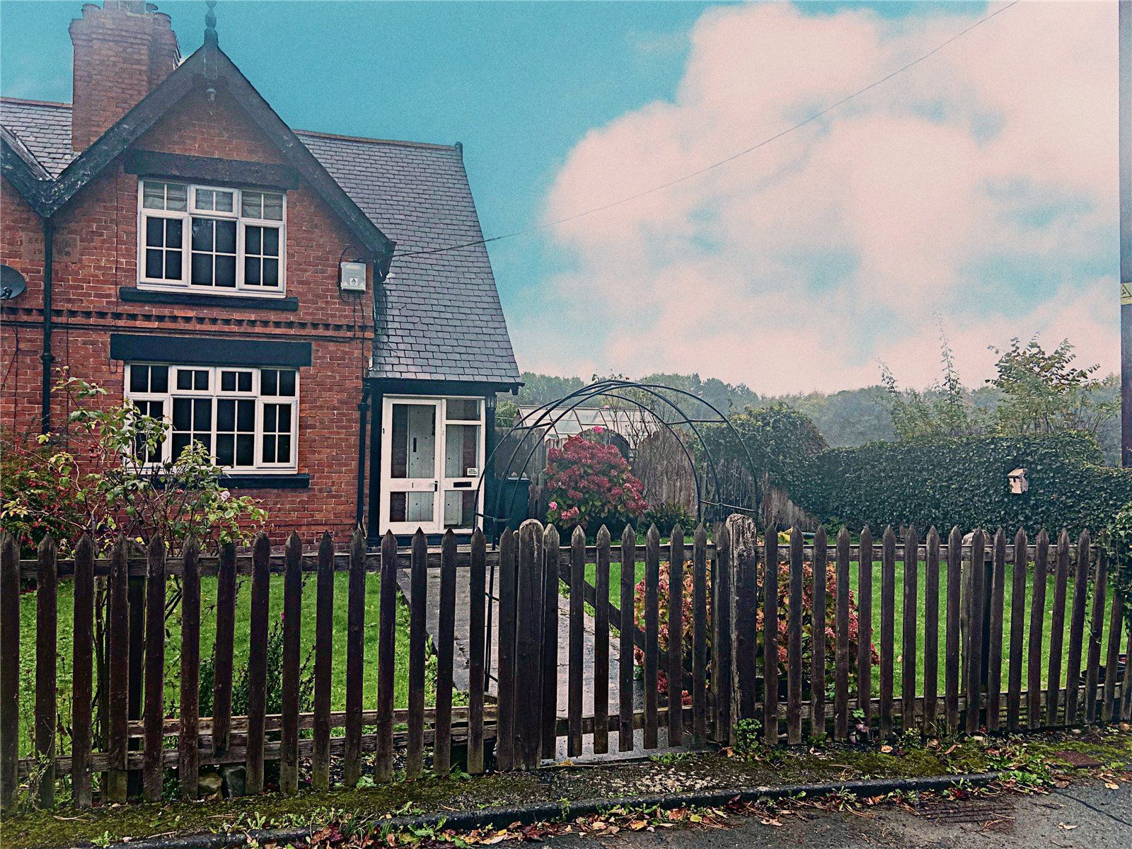 2 bed end terrace house for sale in Gwernaffield Road, Y Waun Rwyddfyd, Yr Wyddgrug