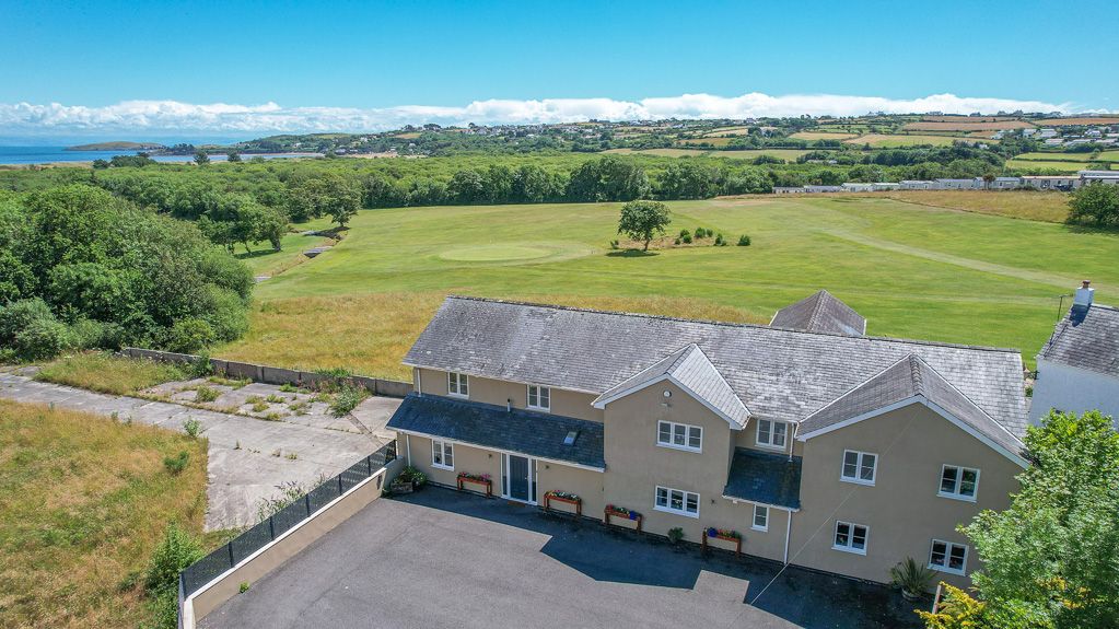 9 bed detached house for sale in Lon Sarn Bach, Abersoch LL53 Zoopla