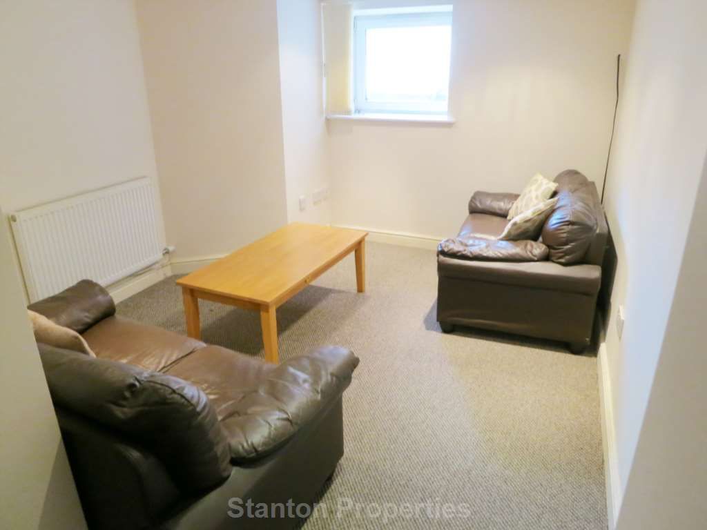 1 bed flat to rent in Chatham Grove, West Didsbury M20 Zoopla