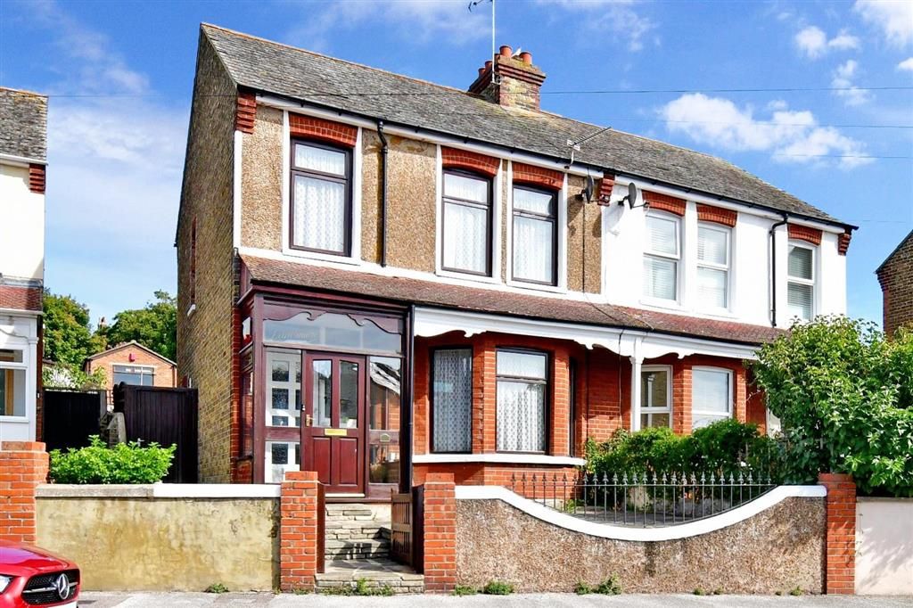 3 bed semidetached house for sale in Dane Crescent, Ramsgate, Kent