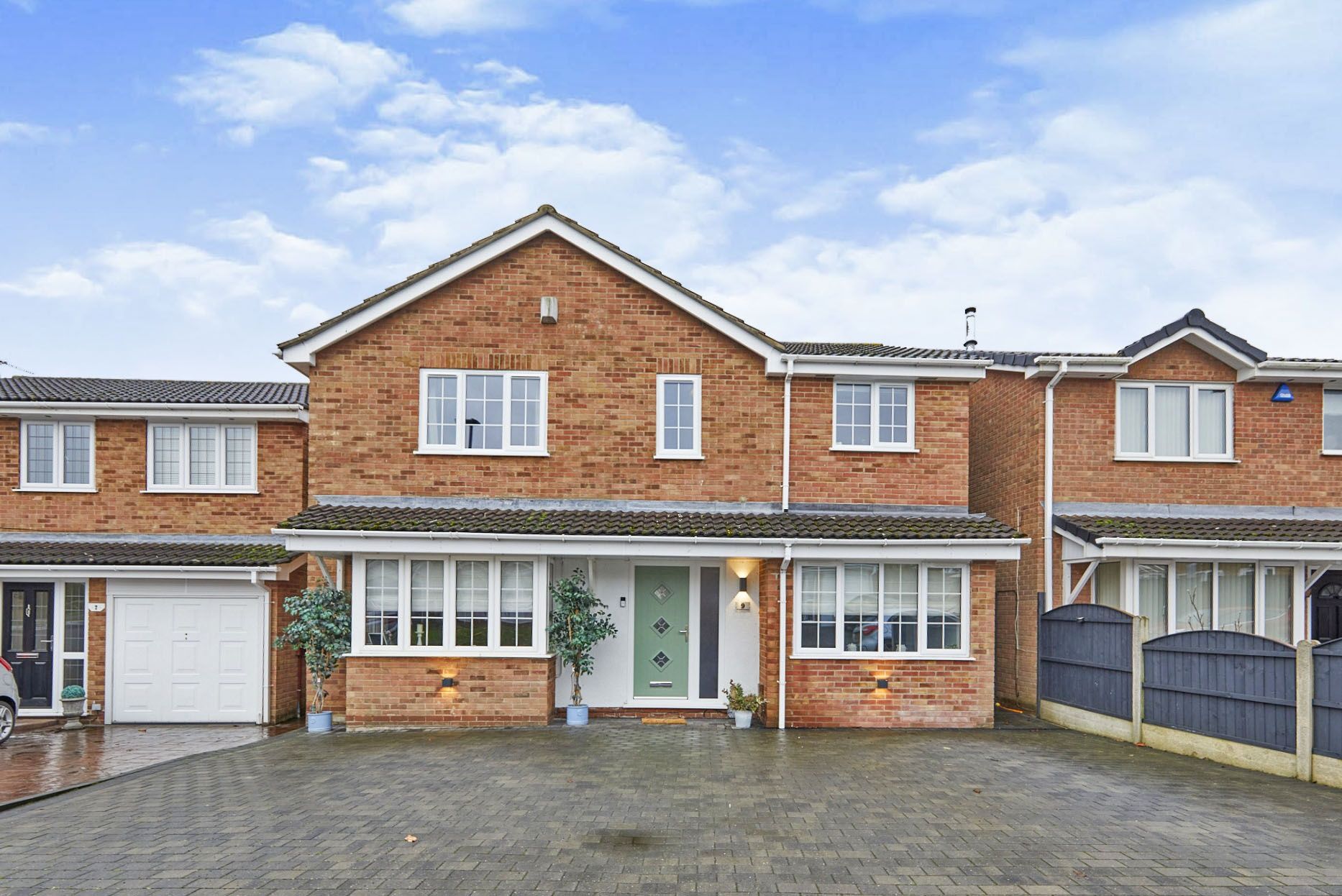 5 bed detached house for sale in Kingsclere Avenue, Oakwood, Derby