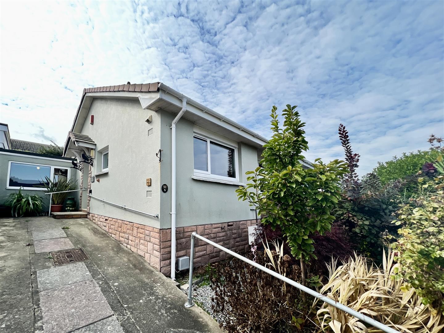 2 bed semidetached bungalow for sale in Milton Crescent, Brixham TQ5