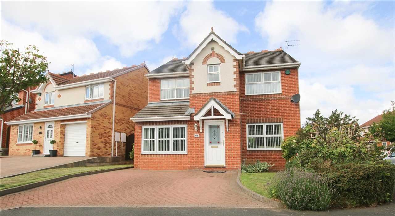 4 bed detached house for sale in Silverdale Road, Northburn Lea