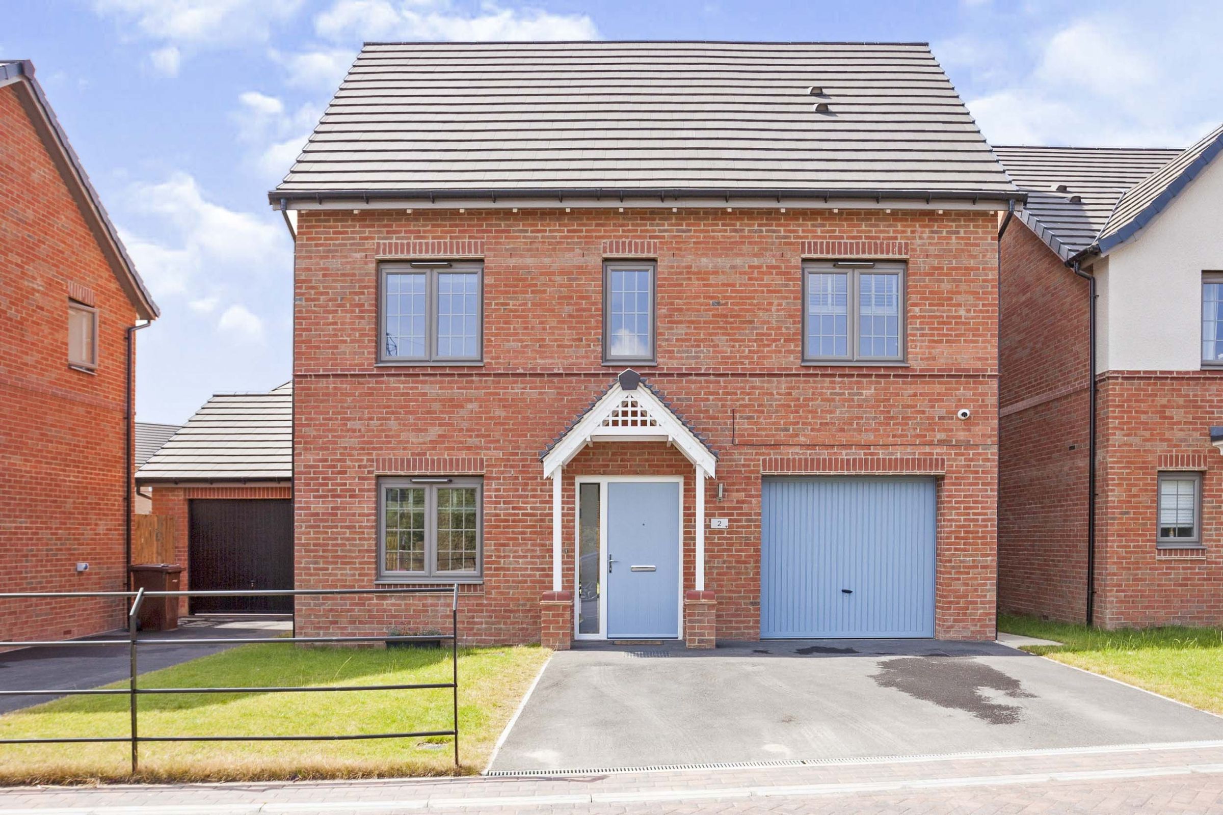 5 bed detached house for sale in St. Johns View, Wakefield, West