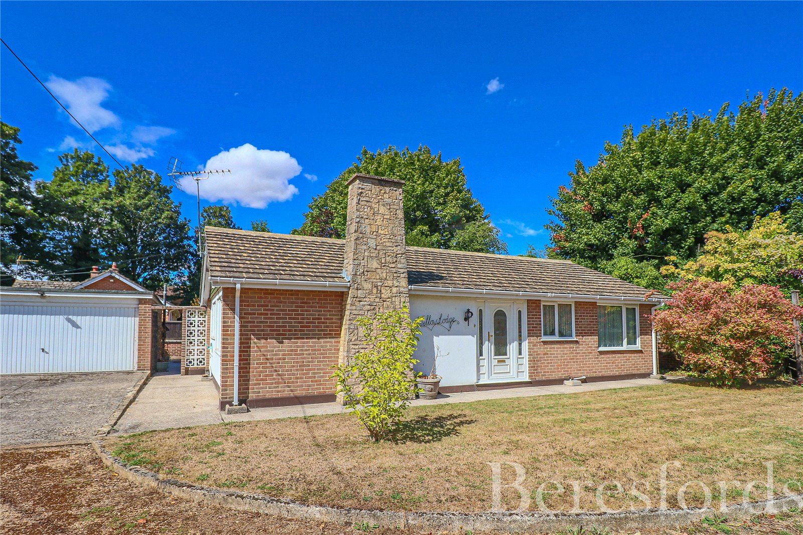 3 bed bungalow for sale in Hatfield Road, Witham CM8 Zoopla