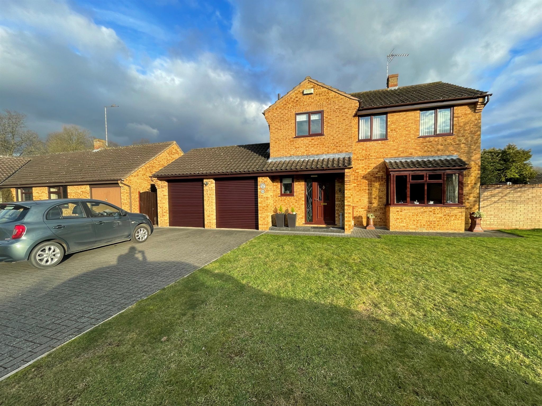 4 bed detached house for sale in Farleigh Fields, Orton Wistow