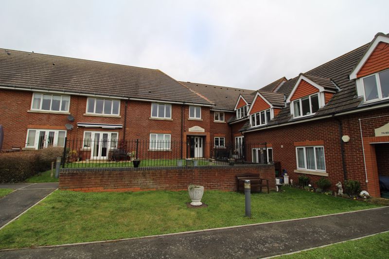 2 bed flat for sale in Alexandra Walk, South Darenth, Southdowns DA4