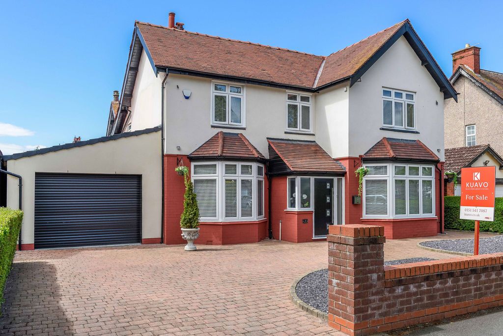 4 bed detached house for sale in Park Avenue, Crosby L23 Zoopla