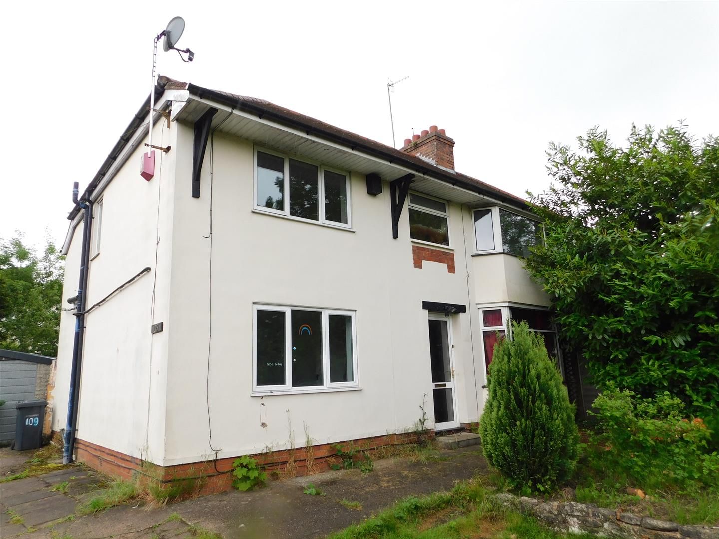 4 bed semidetached house for sale in Wolverhampton Road, Kidderminster