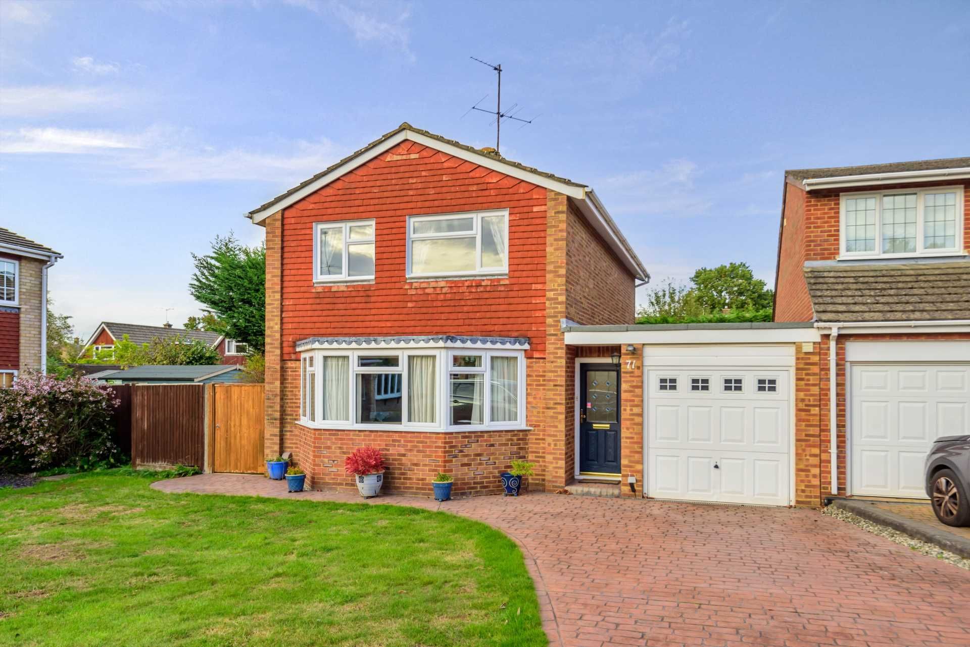4 bed linkdetached house for sale in Marks Road, Wokingham RG41 Zoopla