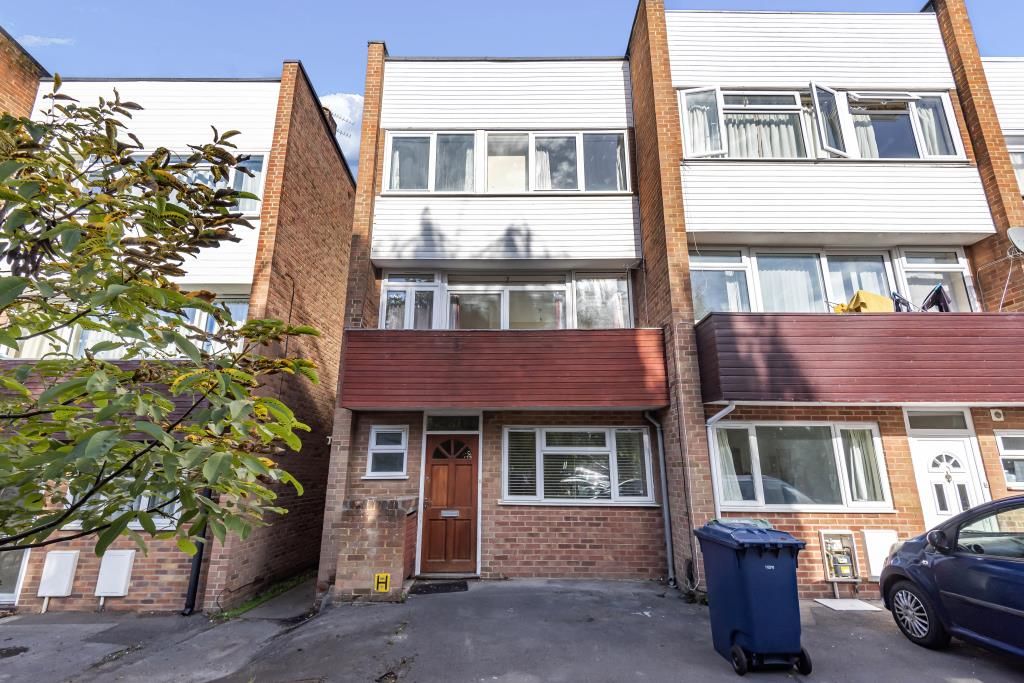 6 bed terraced house to rent in Horwood Close, Oxford, HMO Ready 6