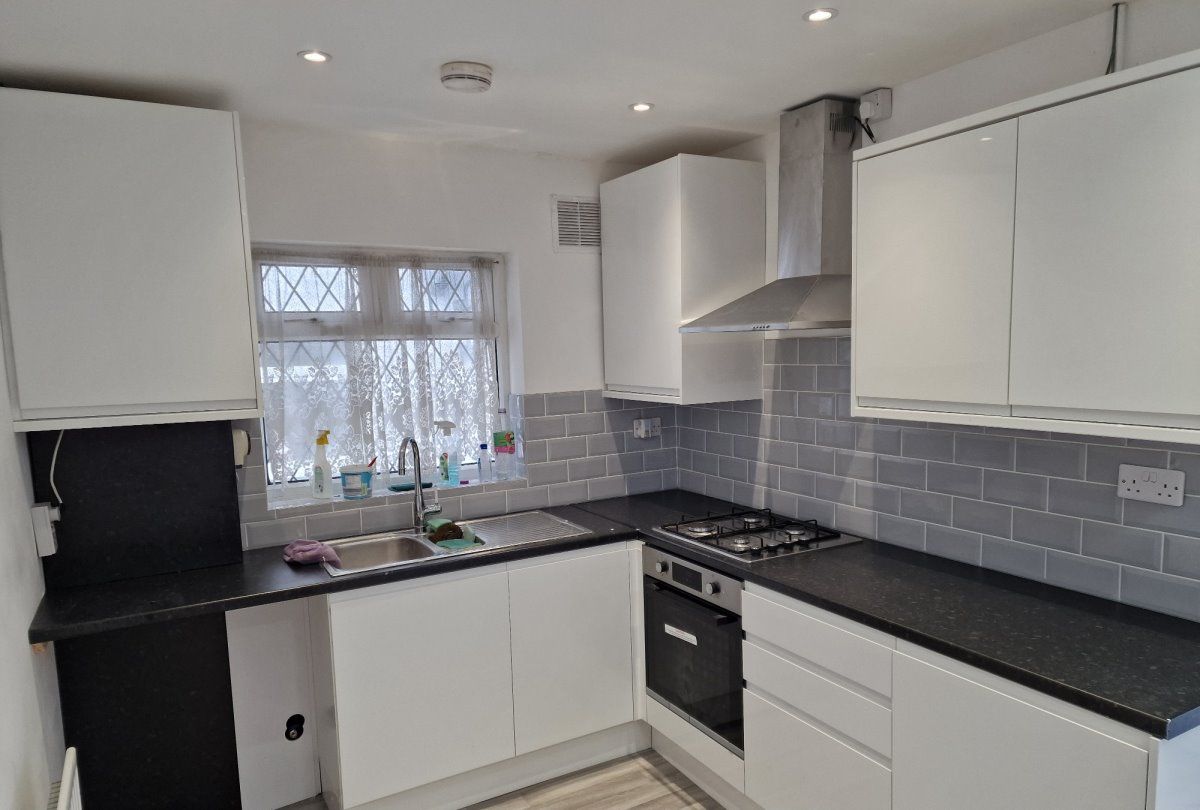 3 bed semidetached house for sale in Cavendish Avenue, Ruislip HA4