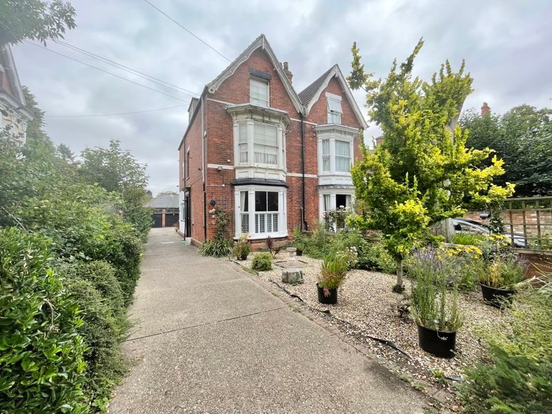 1 bed flat for sale in Abbey Park Road, Grimsby DN32 Zoopla