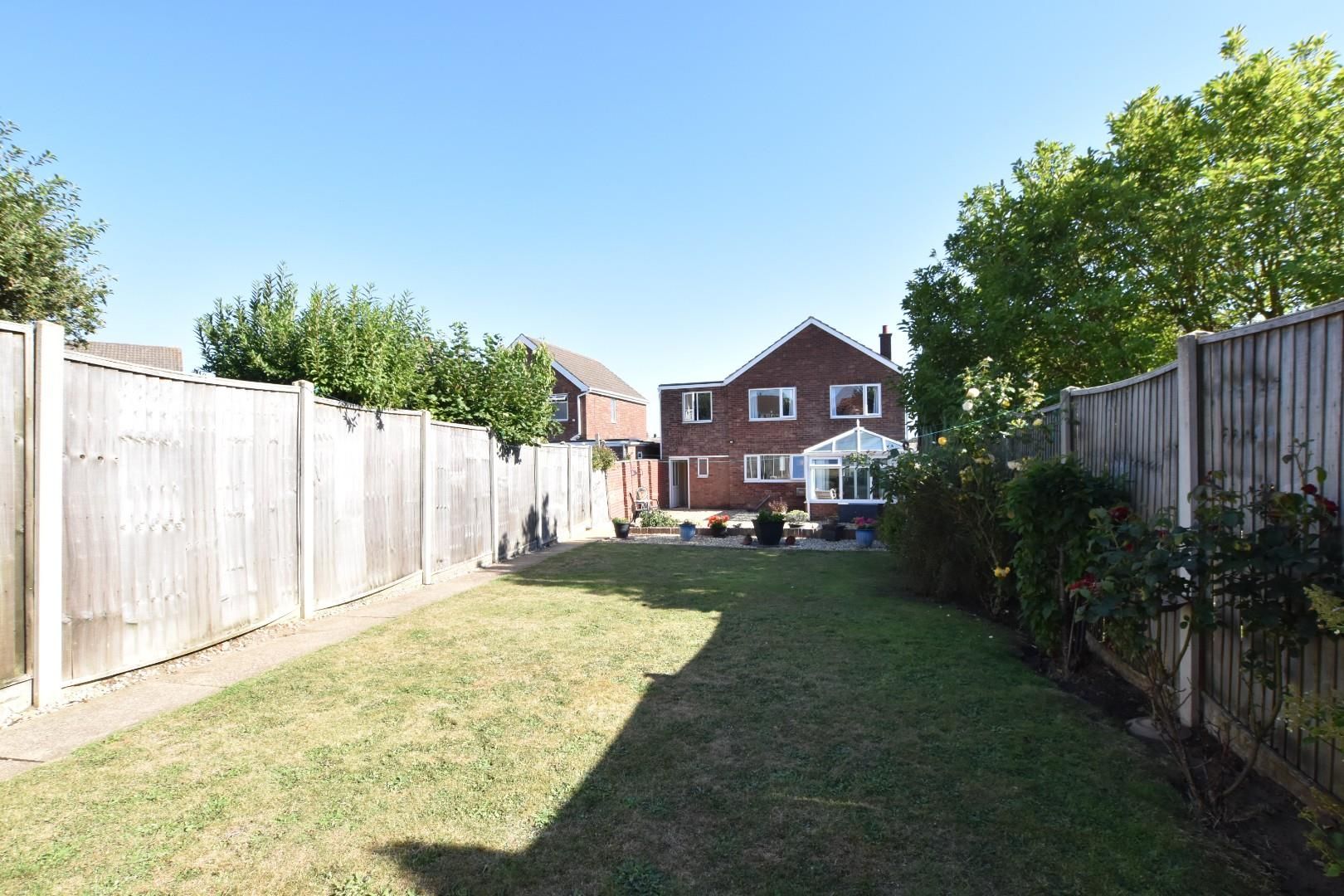 4 bed detached house for sale in Windsor Crescent, Bottesford