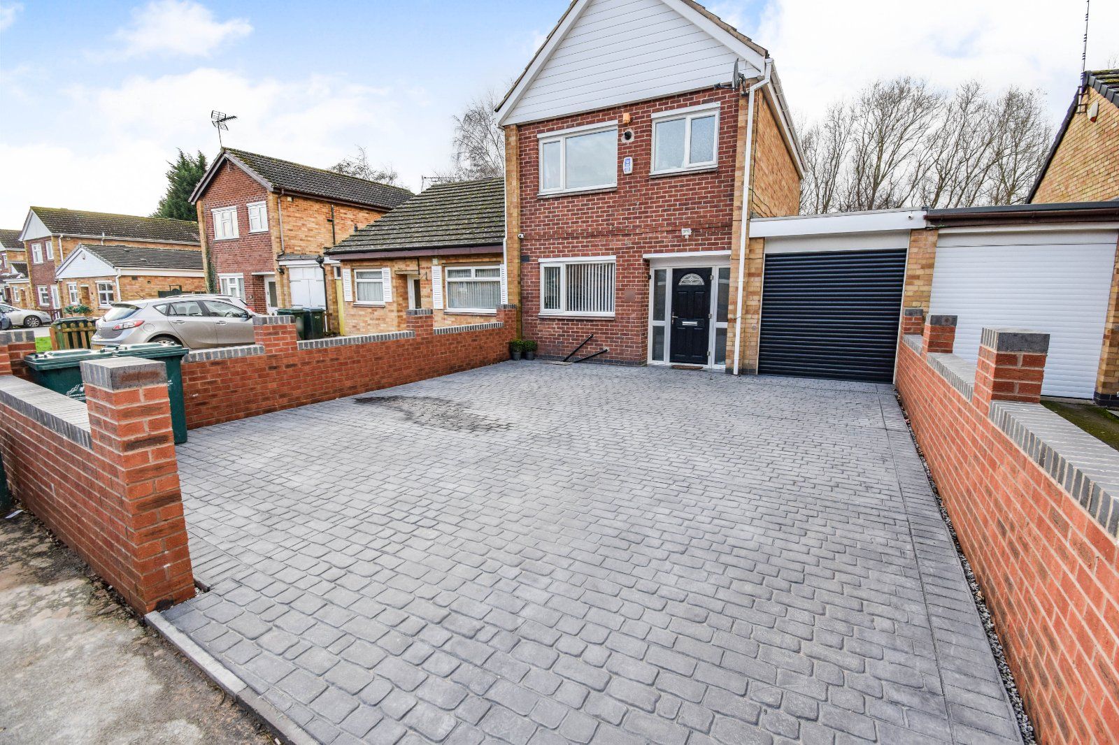 3 bed detached house for sale in Shulmans Walk, Wyken, Coventry CV2