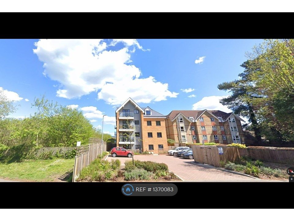 2 bed flat to rent in London Road, Maidstone ME16 Zoopla